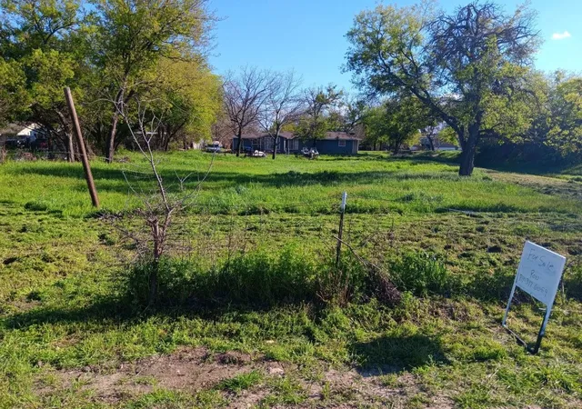Photo 3 of Land for sale at 508 E College Ave, Comanche, TX 76442 | MLS# 21321050 | Listing updated on 2026-09-23