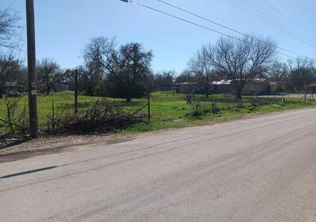 Photo 4 of Land for sale at 508 E College Ave, Comanche, TX 76442 | MLS# 21321050 | Listing updated on 2026-09-23