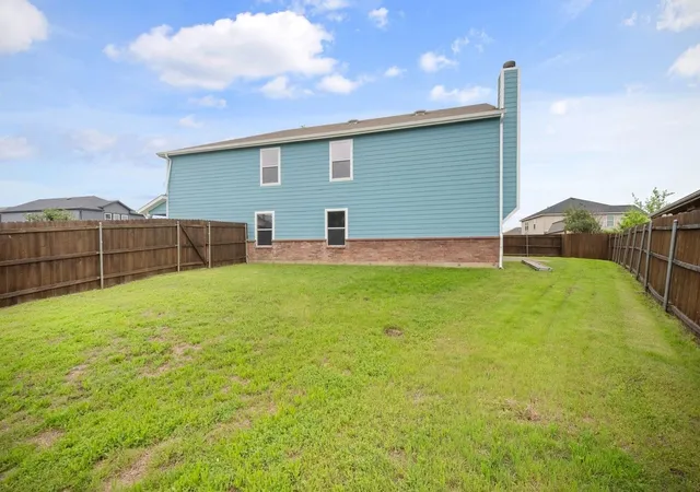 Photo 4 of Sale Pending at 128 Hancock St, Venus, TX 76084 | MLS# 21321071 | Listing updated on 2026-08-28
