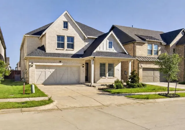 1st image of 213 Scottish Wy, Mansfield, TX 76063 | MLS# 21320891