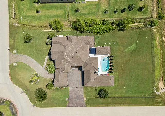 Photo 3 of Mansion for sale at 4517 Montalcino Blvd, Flower Mound, TX 75022 | MLS# 21316876 | Listing updated on 2026-10-07