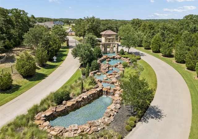 Photo 40 of Mansion for sale at 4517 Montalcino Blvd, Flower Mound, TX 75022 | MLS# 21316876 | Listing updated on 2026-10-07