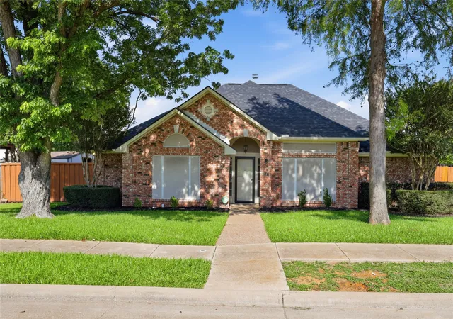 Photo 1 of Sale Pending at 1115 Boyd Dr, Wylie, TX 75098 | MLS# 21309262 | Listing updated on 2026-08-28