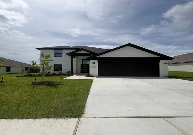 Photo 1 of Single family home for sale at 205 Reliance Rd, Godley, TX 76044 | MLS# 21321111 | Listing updated on 2026-07-04