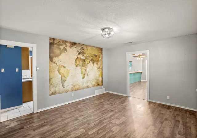Photo 3 of Single family home for sale at 8412 County Road 4084, Scurry, TX 75158 | MLS# 21320302 | Listing updated on 2026-09-27