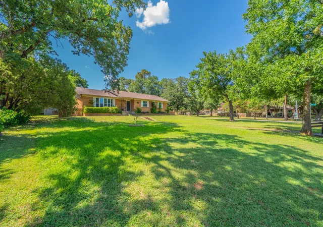 Photo 2 of Single family home for sale at 2233 Westfield St, Grand Prairie, TX 75050 | MLS# 21321195 | Listing updated on 2026-07-04