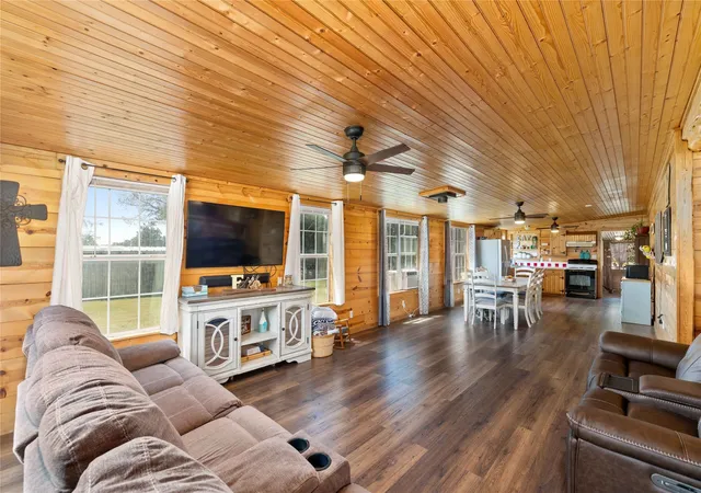 Photo 4 of Sale Pending at 122 Homestead Dr, Gatesville, TX 76528 | MLS# 21321172 | Listing updated on 2026-09-06