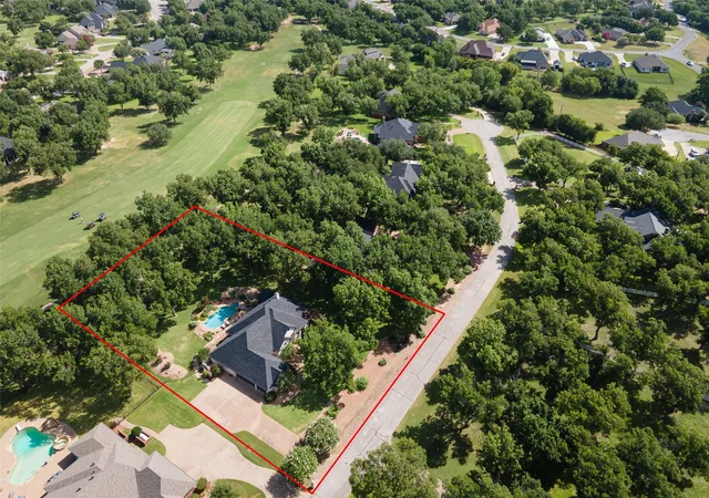 Photo 1 of Single family home for sale at 5612 Equestrian Ct, Granbury, TX 76049 | MLS# 21319444 | Listing updated on 2026-09-01