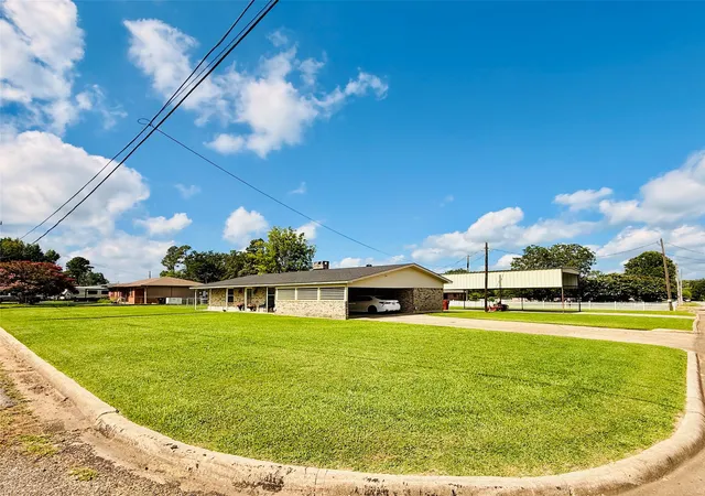 Homes for sale in Mount Vernon, TX | 100 Vatra St, Mount Vernon, TX 75457 | MLS# 21298258