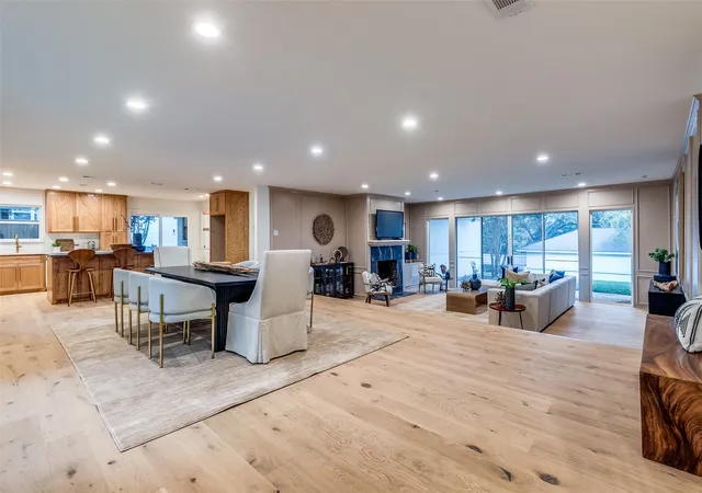 Photo 4 of Single family home for sale at 9563 Windy Knoll Dr, Dallas, TX 75243 | MLS# 21321116 | Listing updated on 2026-08-26