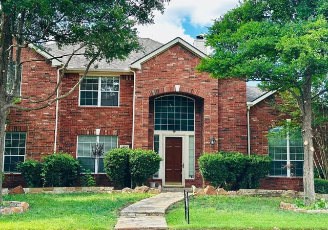 Photo 2 of Single family home for sale at 4605 Stargazer Dr, Plano, TX 75024 | MLS# 21320956 | Listing updated on 2026-08-27