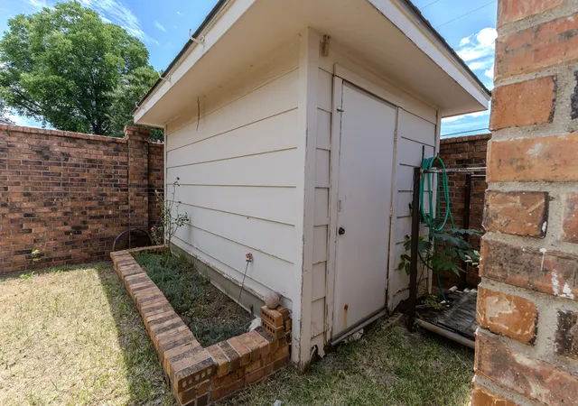 Homes for sale in Abilene, TX | 118 Lytle Pl, Abilene, TX 79602 | MLS# 21321260
