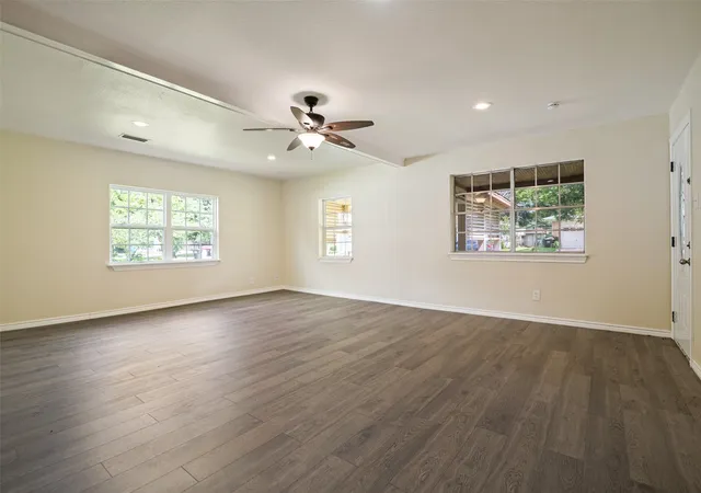 Photo 3 of Single family home for sale at 1415 Tulane St, Greenville, TX 75401 | MLS# 21317770 | Listing updated on 2026-07-04