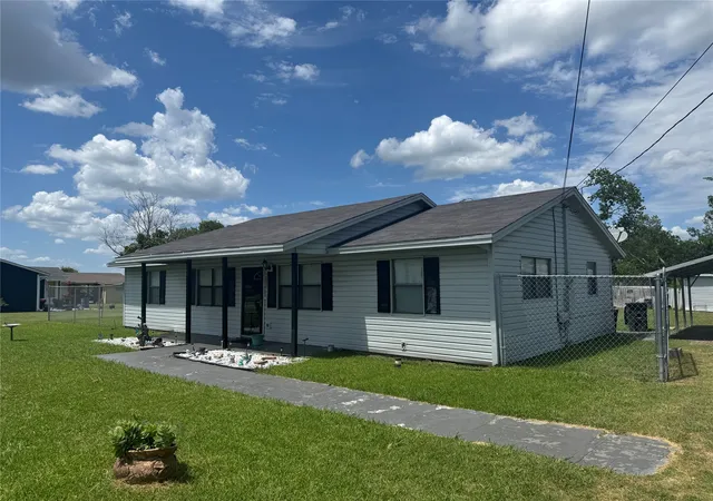 3rd image of 207 College Mound Rd, Terrell, TX 75160 | MLS# 21321287