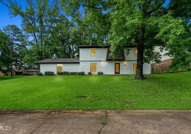 3rd image of 217 Medallion Cir, Shreveport, LA 71119 | MLS# 21321296