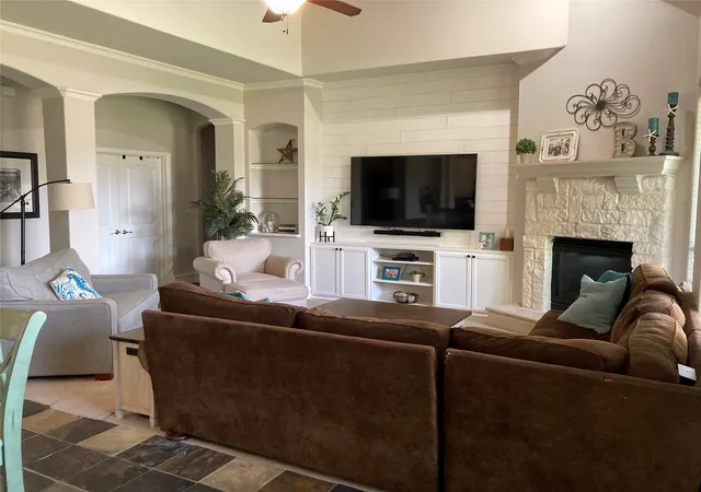Homes for sale in Cedar Hill, TX | 806 Cobblestone Ct, Cedar Hill, TX 75104 | MLS# 21321301