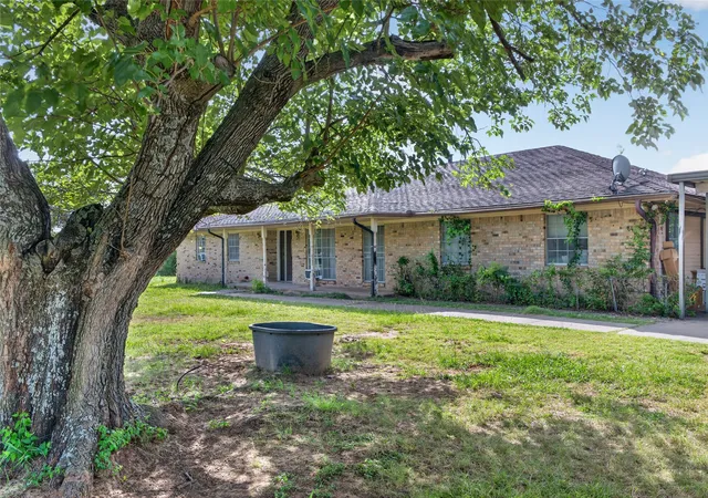 Photo 3 of House for sale at 1334 E Stark Rd, Seagoville, TX 75159 | MLS# 21315497 | Listing updated on 2026-08-22