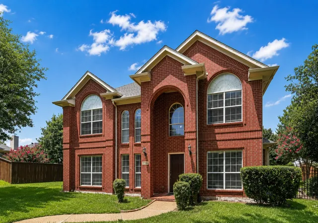 Photo 2 of Single family home for sale at 2405 Grimsby Ct, Plano, TX 75025 | MLS# 21316443 | Listing updated on 2026-07-04