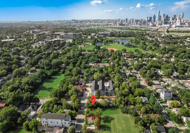 Photo 2 of Single family home for sale at 414 N Patton Ave, Dallas, TX 75203 | MLS# 21321369 | Listing updated on 2026-08-04