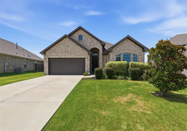 Photo 1 of Single family home for sale at 1504 Ravenswood Ln, Wylie, TX 75098 | MLS# 21318926 | Listing updated on 2026-08-30
