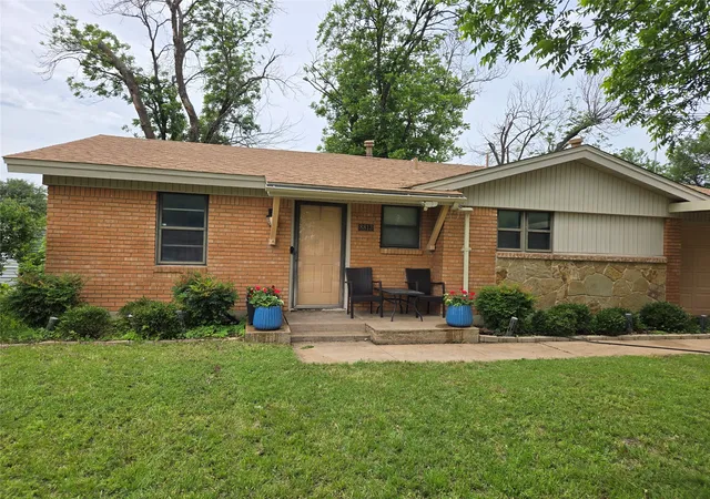Homes for sale in White Settlement, TX | 8813 Myra St, White Settlement, TX 76108 | MLS# 21320885