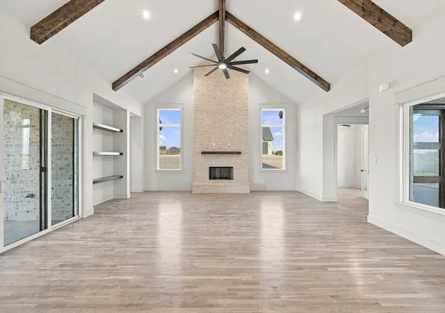 Photo 1 of Single family home for sale at 112 Aledo Heights Dr, Aledo, TX 76008 | MLS# 21321431 | Listing updated on 2026-10-06