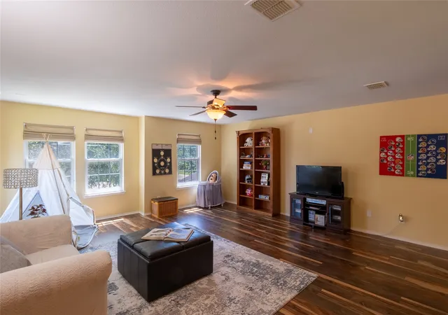 Homes for sale in Little Elm, TX | 1628 Jewel Ln, Little Elm, TX 75036 | MLS# 21307929