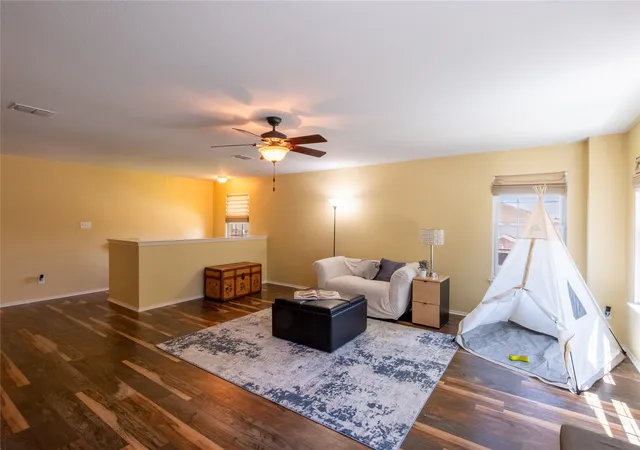 3rd image of 1628 Jewel Ln, Little Elm, TX 75036 | MLS# 21307929