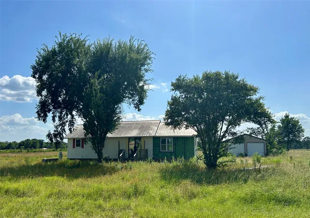 Photo 1 of Manufactured home for sale at 940 Rs County Road 1320, Emory, TX 75440 | MLS# 21319266 | Listing updated on 2026-08-22