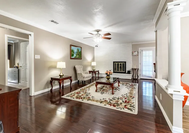 Homes for sale in Irving, TX | 1106 Coronet St, Irving, TX 75062 | MLS# 21320609