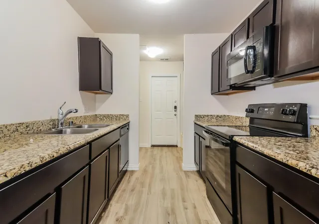 Homes for sale in Denison, TX | 1120 W Owing St, Denison, TX 75020 | MLS# 21317128