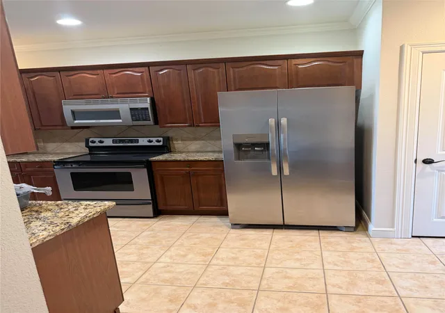 Photo 3 of Condo for sale at 1885 Signal Ridge Pl, Rockwall, TX 75032 | MLS# 21314533 | Listing updated on 2026-09-29