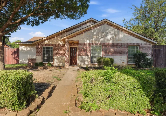 Photo 1 of Single family home for sale at 2740 Cancun Ln, Dallas, TX 75287 | MLS# 21309239 | Listing updated on 2026-08-25