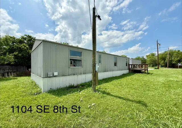 Photo 2 of Multi family home for sale at 9999 Se 8th St, Mineral Wells, TX 76067 | MLS# 21310155 | Listing updated on 2026-08-22