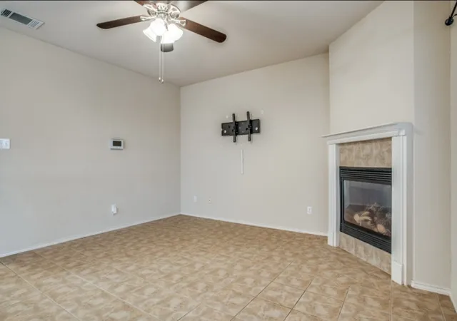 3rd image of 187 Castleridge Dr #B, Little Elm, TX 75068 | MLS# 21321552