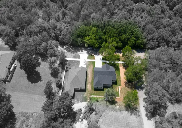 Photo 3 of Single family home for sale at 1300 S Chandler Ave, Denison, TX 75020 | MLS# 21318107 | Listing updated on 2026-10-01