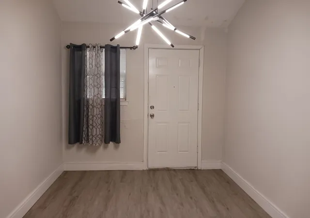 Photo 4 of Townhouse for sale at 1800 Ridgeview Plz, Mesquite, TX 75149 | MLS# 21321584 | Listing updated on 2026-08-22