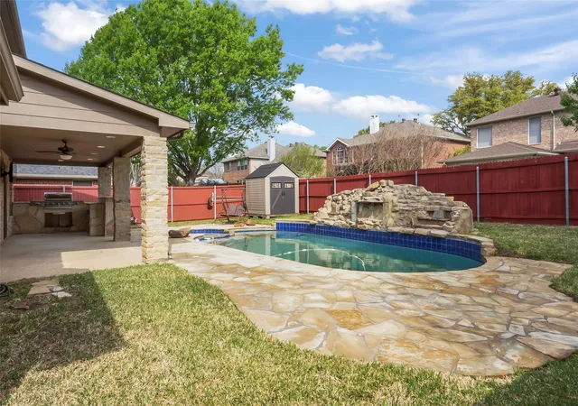 Photo 3 of Single family home for sale at 2700 Timberwood Dr, Flower Mound, TX 75028 | MLS# 21311503 | Listing updated on 2026-08-31