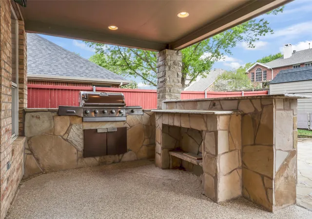 Photo 4 of Single family home for sale at 2700 Timberwood Dr, Flower Mound, TX 75028 | MLS# 21311503 | Listing updated on 2026-08-31