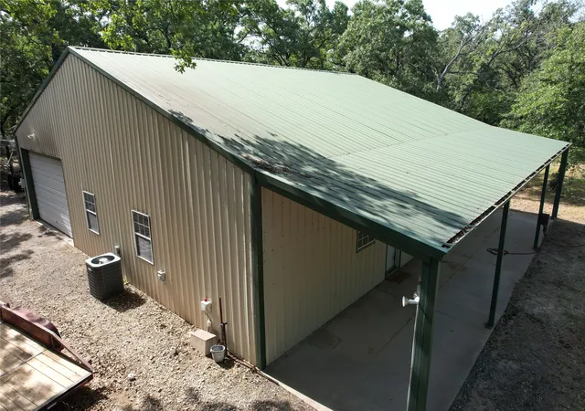 Photo 4 of Single family home for sale at 6070 County Road 4068, Kemp, TX 75143 | MLS# 21320953 | Listing updated on 2026-08-23