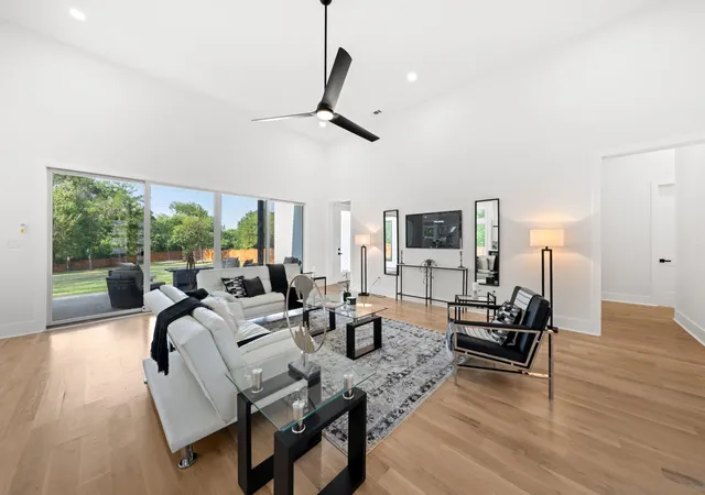 Photo 2 of Single family home for sale at 3115 Gibbs Williams Rd, Dallas, TX 75233 | MLS# 21319791 | Listing updated on 2026-07-05
