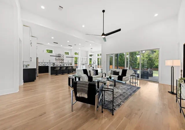 Photo 3 of Single family home for sale at 3115 Gibbs Williams Rd, Dallas, TX 75233 | MLS# 21319791 | Listing updated on 2026-07-05