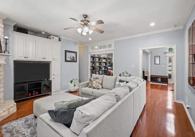 Photo 4 of Single family home for sale at 3409 Moneta Ct, Arlington, TX 76001 | MLS# 21311910 | Listing updated on 2026-10-08