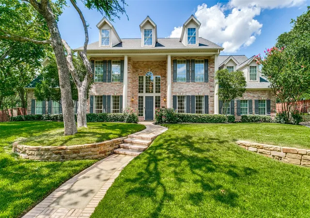 1st image of 807 Ridgedale Ct, Southlake, TX 76092 | MLS# 21321331