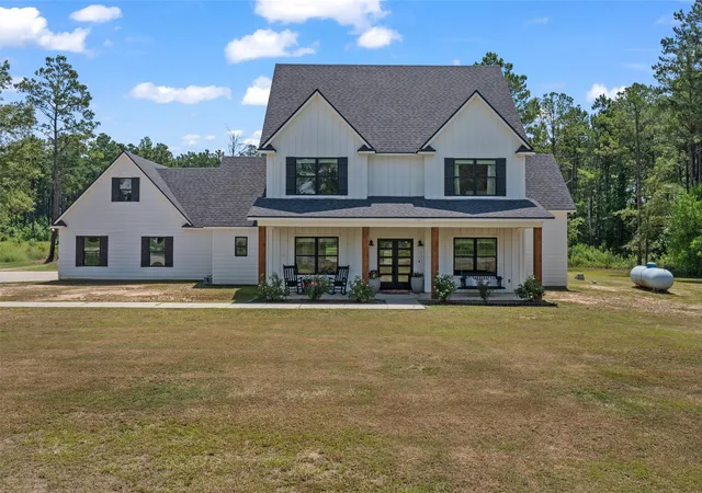 Photo 2 of Single family home for sale at 326 Bradleigh Blvd, Frierson, LA 71027 | MLS# 21321271 | Listing updated on 2026-08-25