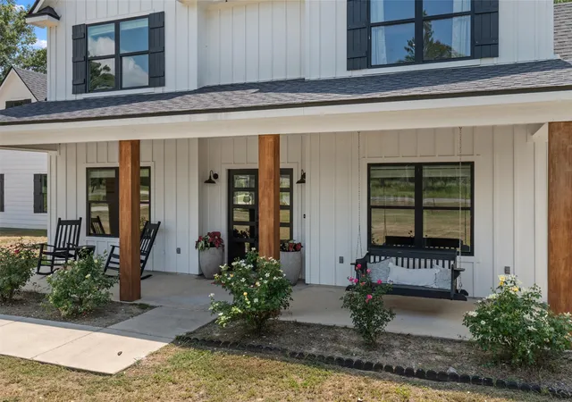 Photo 3 of Single family home for sale at 326 Bradleigh Blvd, Frierson, LA 71027 | MLS# 21321271 | Listing updated on 2026-08-25