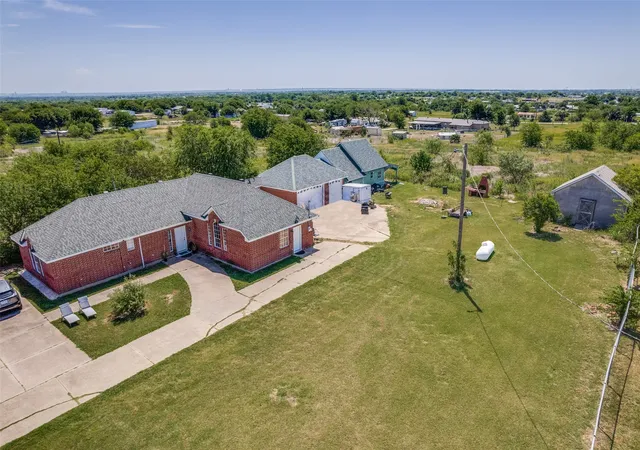 Homes for sale in Alvarado, TX | 8708 County Road 513, Alvarado, TX 76009 | MLS# 21309433