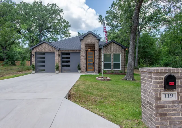 Homes for sale in Trinidad, TX | 119 Driftwood Dr, Trinidad, TX 75163 | MLS# 21321832