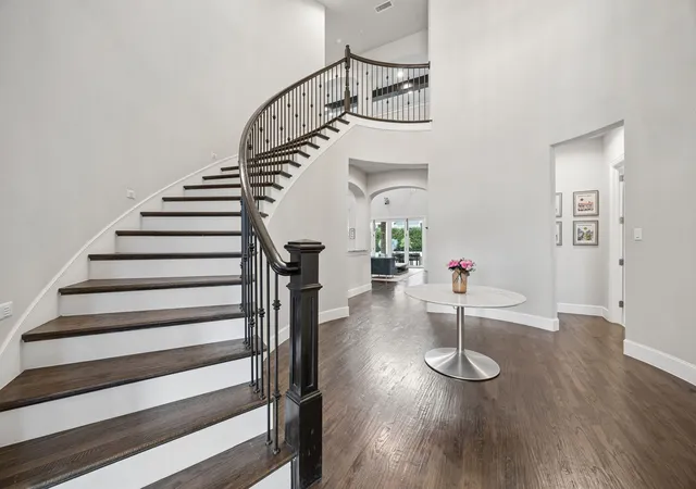 Photo 4 of Single family home for sale at 1008 Lexington Ter, Southlake, TX 76092 | MLS# 21321721 | Listing updated on 2026-09-06
