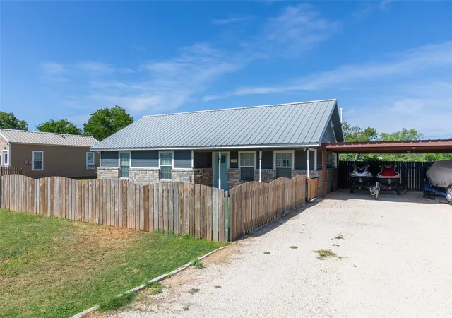 Homes for sale in Hawley, TX | 250 5Th St, Hawley, TX 79525 | MLS# 21321756